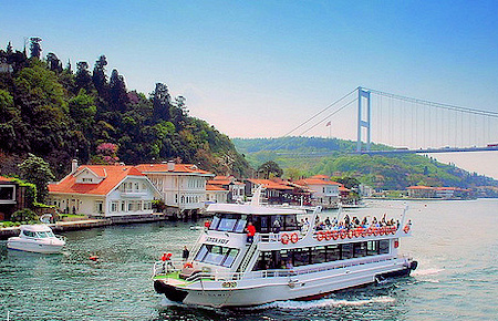 A view from Bosphorus Cruise & Asia